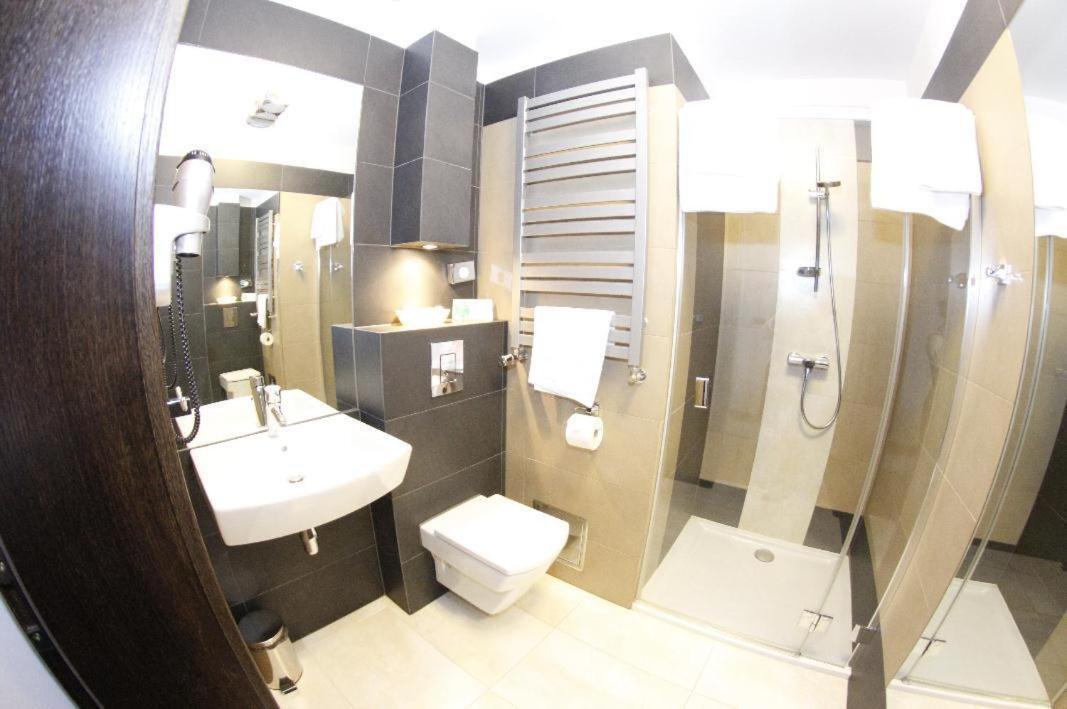 Hotel Нєполоміце Номер фото